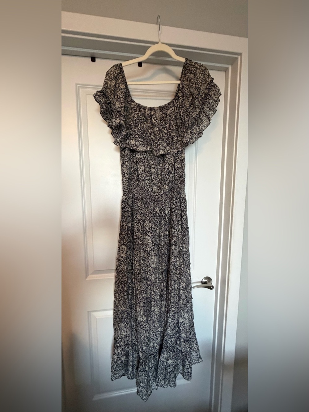 Vince Camuto Black Ivory Paisley Floral Ruffle Maxi Dress 1X